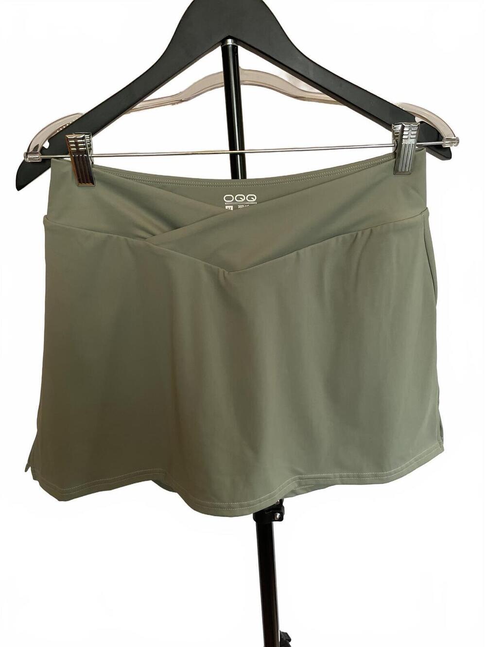OQQ Sage Green Athletic Skort Women's Medium Tennis Golf Activewear Skirt